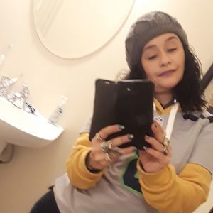 Meet your Posher, Roachie